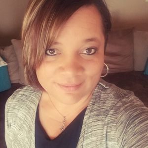 Meet your Posher, Stacy